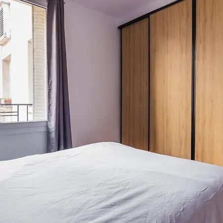Апартаменты Charming Apt In The Heart Of Paris Париж