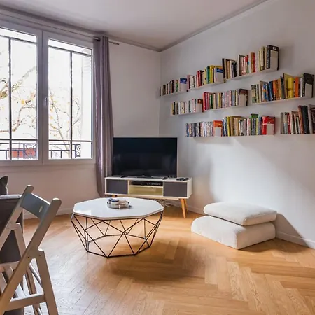 Charming Apt In The Heart Of Paris Париж